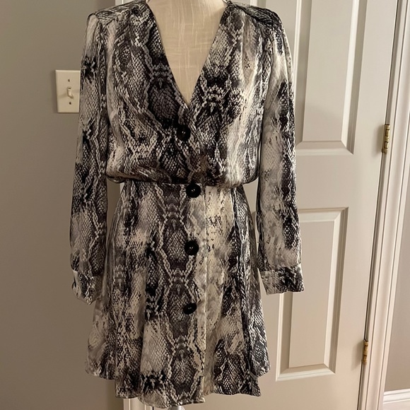 Zara Dresses & Skirts - Zara dress